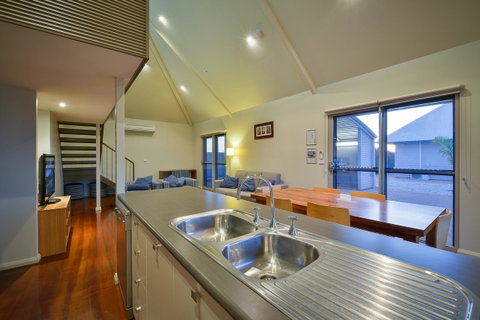 Exmouth Escape Resort - Melbourne Tourism 17