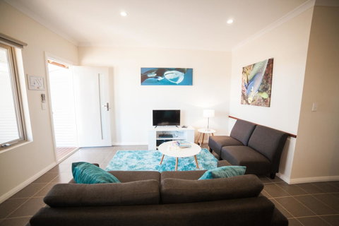 Exmouth Escape Resort - Melbourne Tourism 38