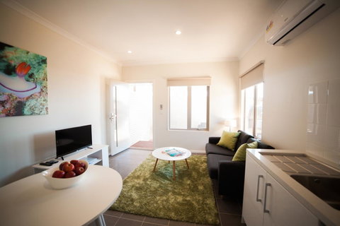 Exmouth Escape Resort - Melbourne Tourism 24
