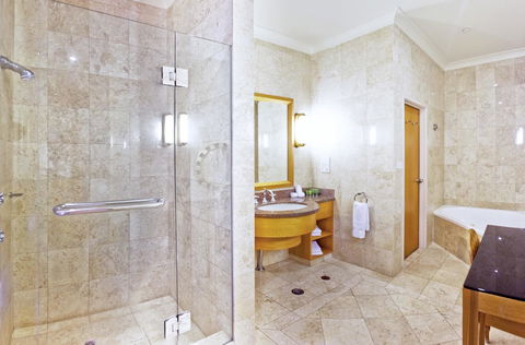 Duxton Hotel Perth - Melbourne Tourism 3