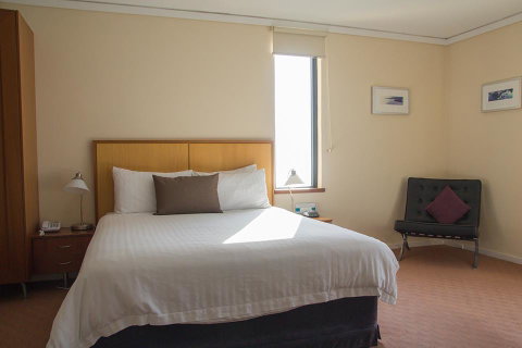 Ocean Beach Hotel - Melbourne Tourism 1