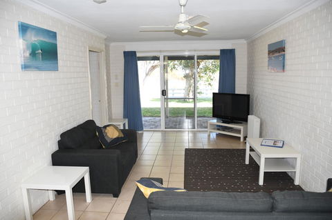 Kalbarri Seafront Villas - Melbourne Tourism 13