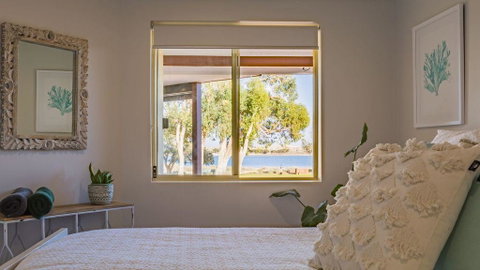 Starboard Views Kalbarri - River Front Apartment - Melbourne Tourism 5