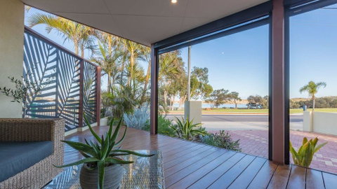 Starboard Views Kalbarri - River Front Apartment - Melbourne Tourism 1