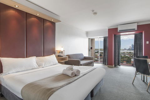 Metro Hotel Perth - Melbourne Tourism 0