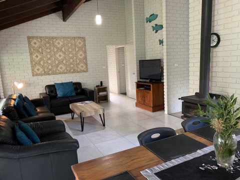Beachside Prevelly Villas - Melbourne Tourism 4
