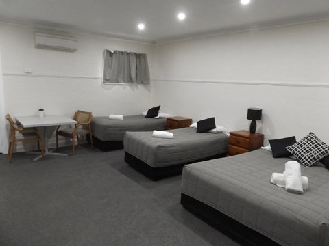 Ben Chifley Motor Inn - Melbourne Tourism 5