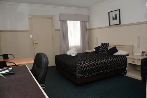 Ben Chifley Motor Inn - Melbourne Tourism 15