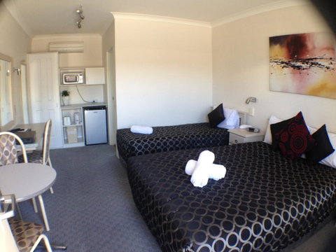 Ben Chifley Motor Inn - Melbourne Tourism 29