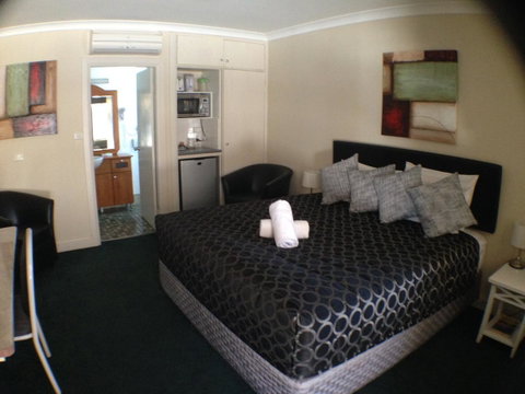Ben Chifley Motor Inn - Melbourne Tourism 22