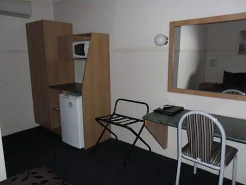Ben Chifley Motor Inn - Melbourne Tourism 33