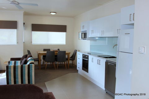 Mollymook Cove Apartments - Melbourne Tourism 15