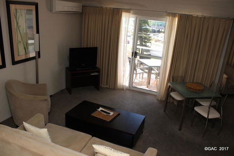 Mollymook Cove Apartments - Melbourne Tourism 10