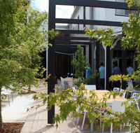 Crossroads Hotel - Melbourne Tourism