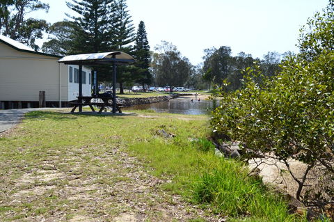 Sundial Holiday Units - Melbourne Tourism 12