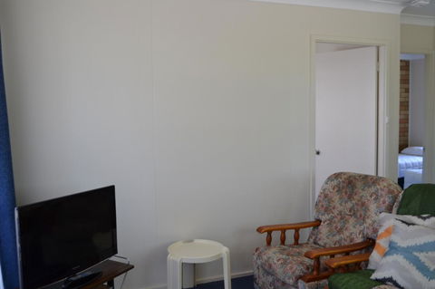 Sundial Holiday Units - Melbourne Tourism 37