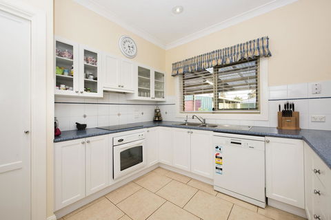 Colonial Court Villas - Melbourne Tourism 9