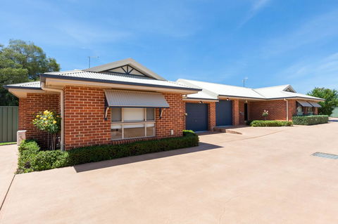 Colonial Court Villas - Melbourne Tourism 35