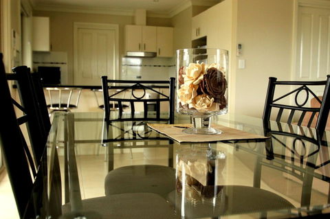 Colonial Court Villas - Melbourne Tourism 23