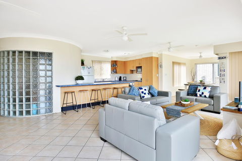 The Rotunda, Gerroa - Melbourne Tourism 9