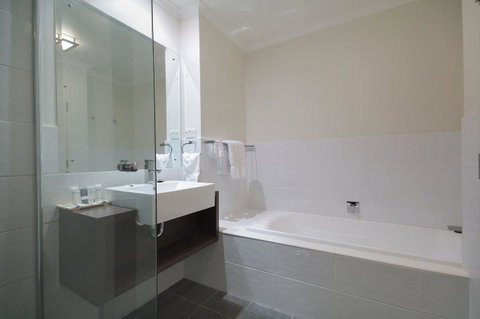 Macquarie Waters Boutique Apartment Hotel - Melbourne Tourism 20