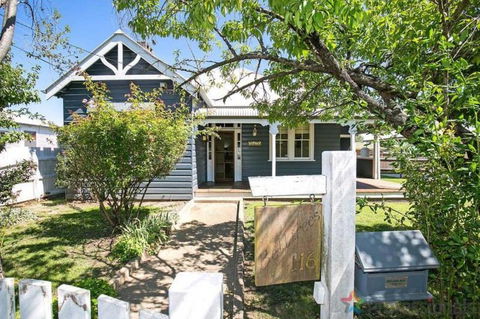 Belltrees - Melbourne Tourism 0