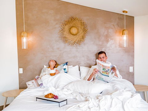 Waves Byron Bay - Melbourne Tourism 5