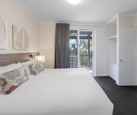 Oaks Cypress Lakes Resort - Melbourne Tourism 22