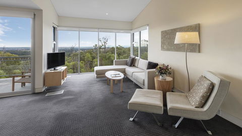 Oaks Cypress Lakes Resort - Melbourne Tourism 2