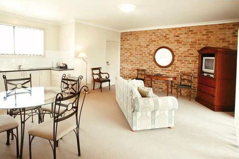 Potters Apartments - Melbourne Tourism 11
