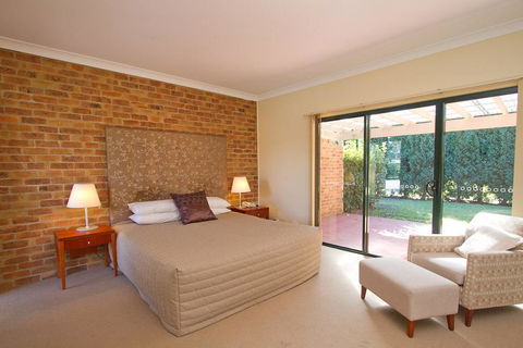 Potters Apartments - Melbourne Tourism 17