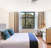 Ryals Hotel - Broadway - Melbourne Tourism
