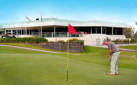 Comfort Suites Clubarham Golf Resort - Melbourne Tourism 0