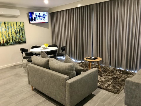 Comfort Suites Clubarham Golf Resort - Melbourne Tourism 6