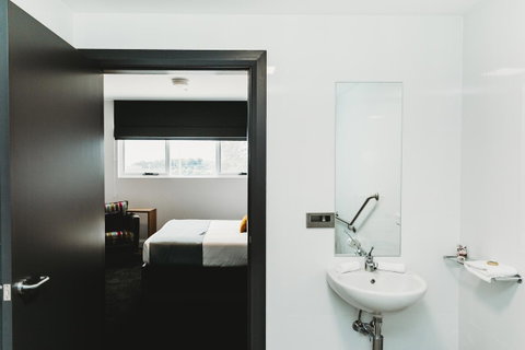 Coniston Hotel Wollongong - Melbourne Tourism 27