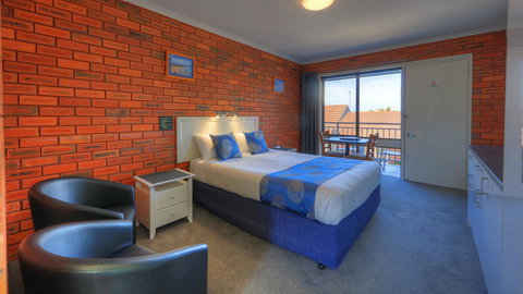 Pelican Motor Inn - Melbourne Tourism 2