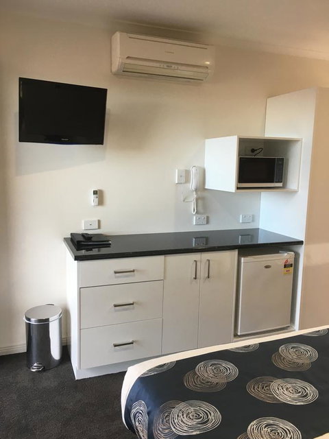 Pelican Motor Inn - Melbourne Tourism 8