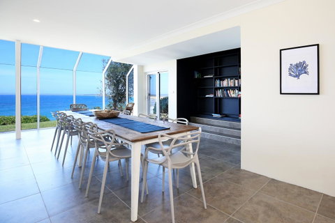 Neptune I Absolute Beachfront I Stunning Views - Melbourne Tourism 6