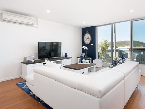 Blue View @ Fingal Bay - Melbourne Tourism 4