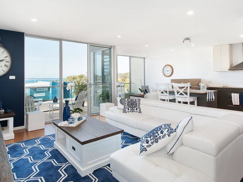Blue View @ Fingal Bay - Melbourne Tourism 21
