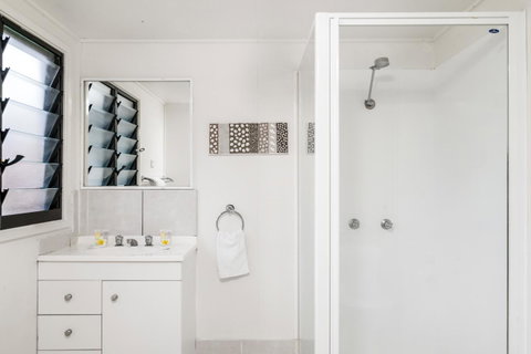 Club Byron Accommodation - Melbourne Tourism 14