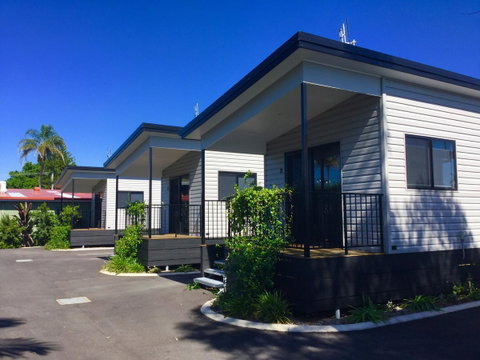 Club Byron Accommodation - Melbourne Tourism 1