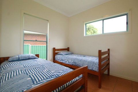 Anglesea, 17 Hodgson Street - Melbourne Tourism 11