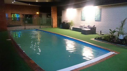 Adelong Motel - Melbourne Tourism 2