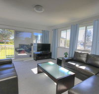 45 Wharf Street - Whole House - Melbourne Tourism