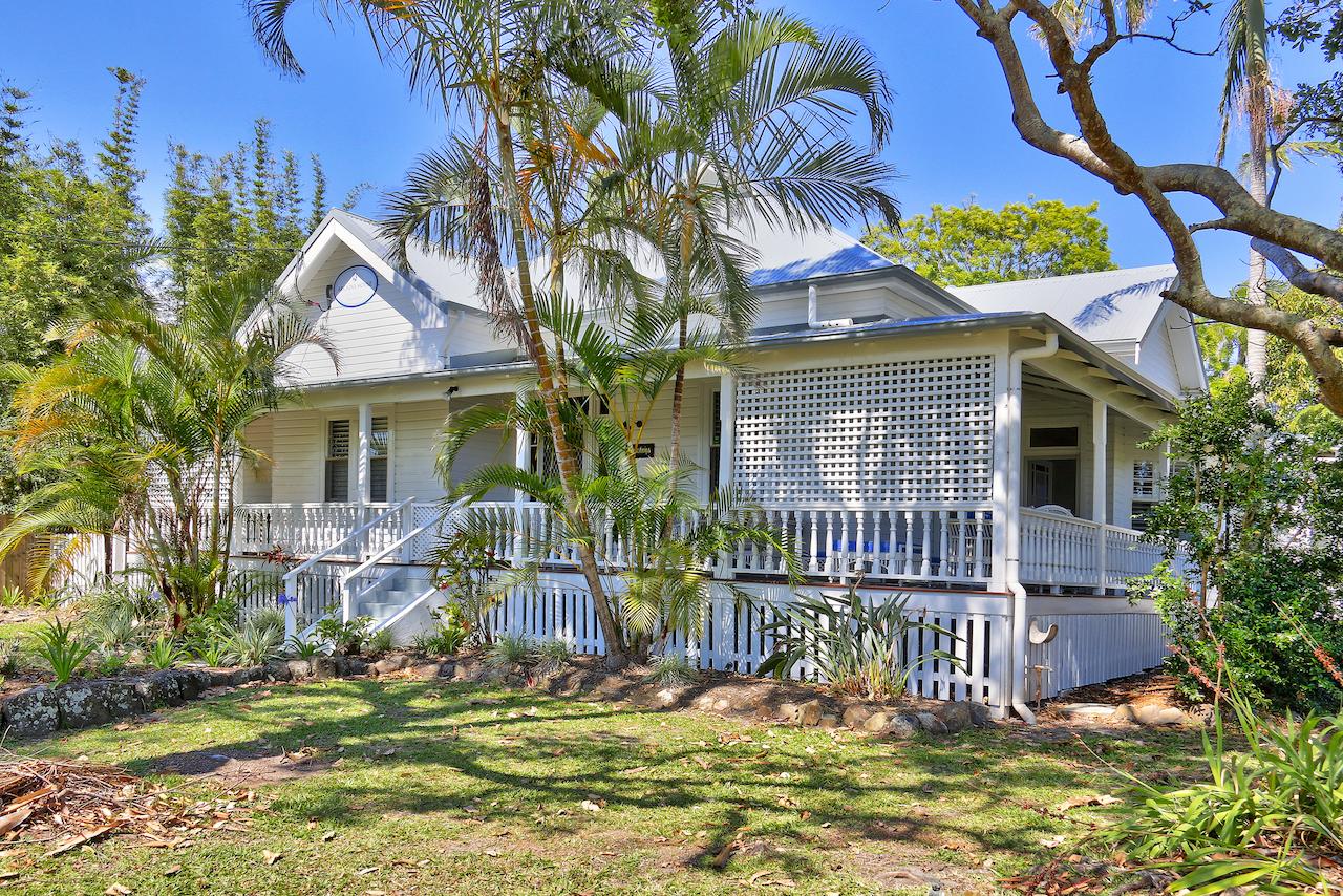 Byron Bay NSW Melbourne Tourism