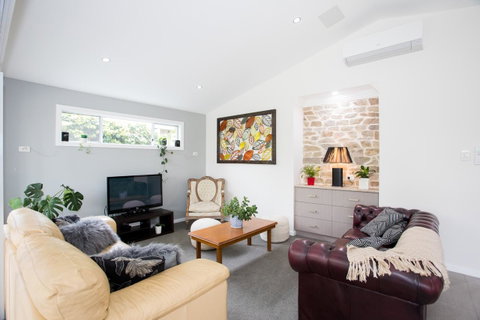 Armidale Cottage - House 2 - Melbourne Tourism 21