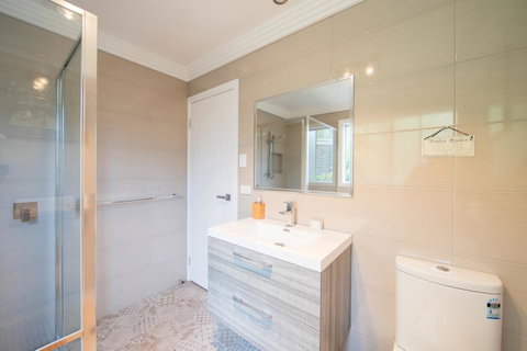 Armidale Cottage - House 2 - Melbourne Tourism 29