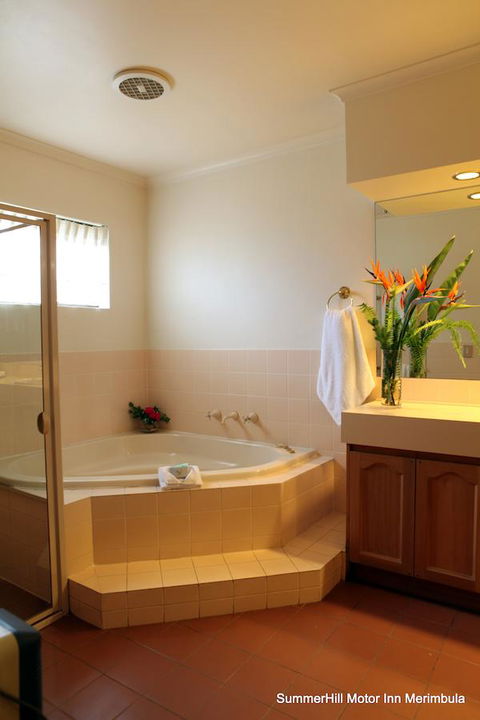 Summerhill Motor Inn - Melbourne Tourism 19