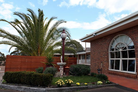 Summerhill Motor Inn - Melbourne Tourism 29